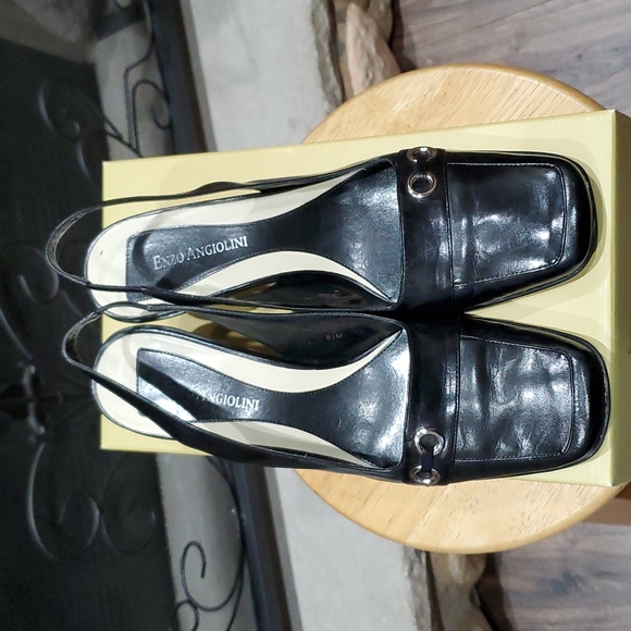 Enzo Angiolini Black Leather Heels - Picture 2 of 6